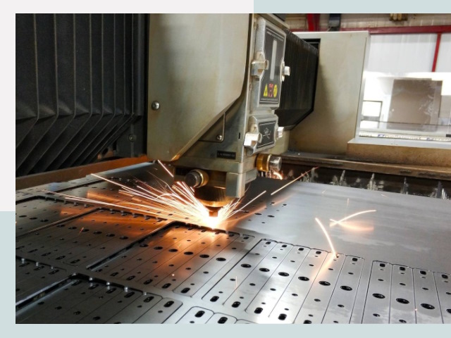 Лазерная резка металла в Сыктывкаре от 619 руб.
